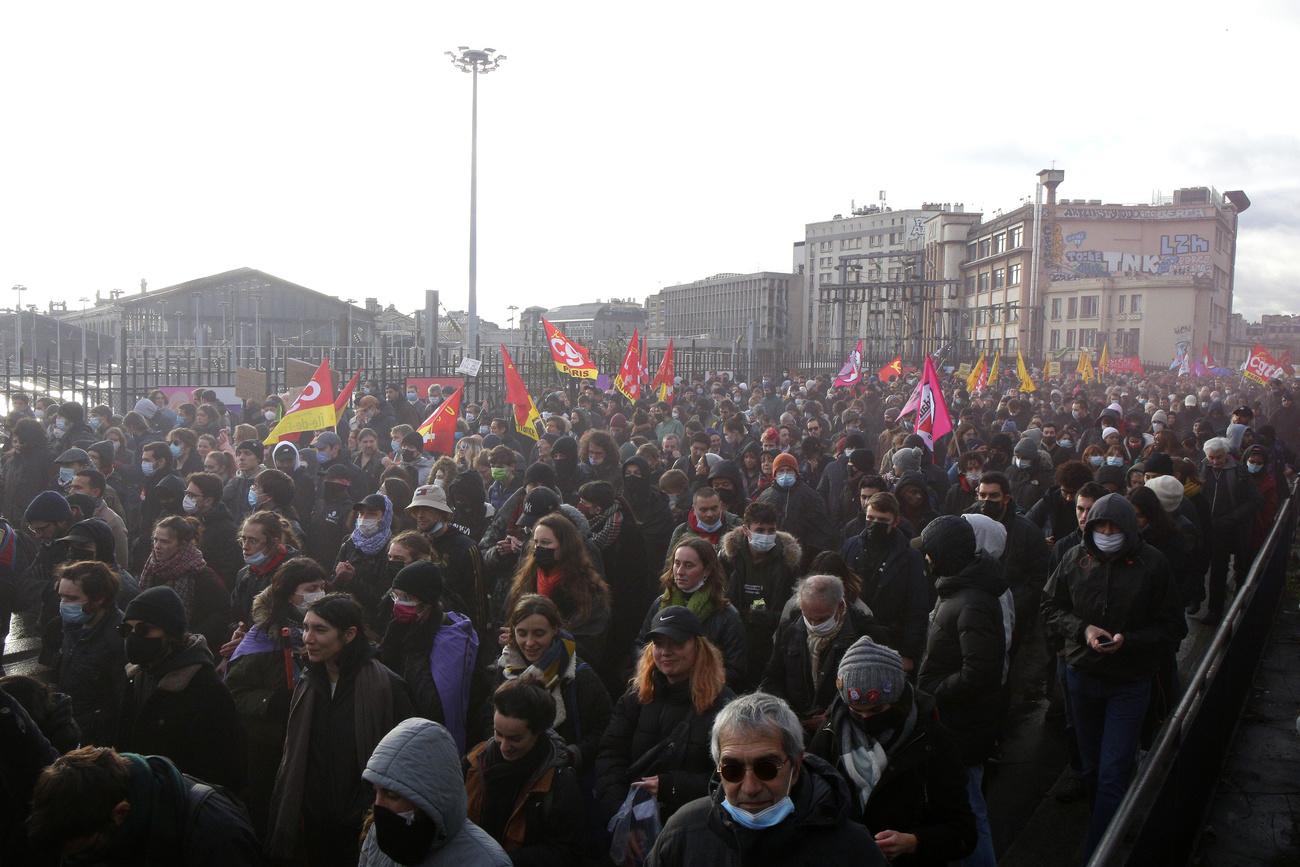 Une manifestation anti-Zemmour à Paris, le 5 décembre 2021. [Keystone/AP photo - Michel Spingler]