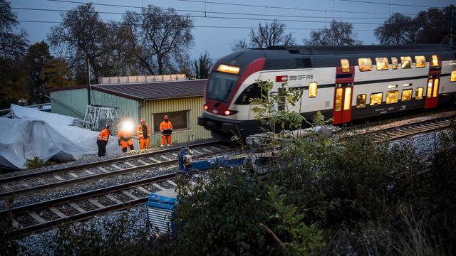 La voie ferrée encore en travaux à Tolochenaz (VD). [Keystone - Jean-Christophe Bott]