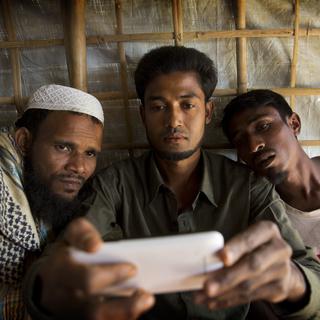 Une plainte a été déposée par des personnes réfugiées rohingyas contre Facebook. Image d'illustration datant de janvier 2018. [Keystone/AP photo - Manish Swarup]