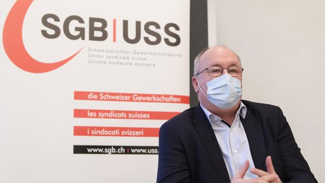 La pandémie du coronavirus a mis en lumière et accru les inégalités, rappelle l'Union syndicale suisse à l'occasion du 1er Mai, journée des travailleuses et des travailleurs. Des actions syndicales sont prévues ce samedi dans toute la Suisse. [KEYSTONE - ANTHONY ANEX]