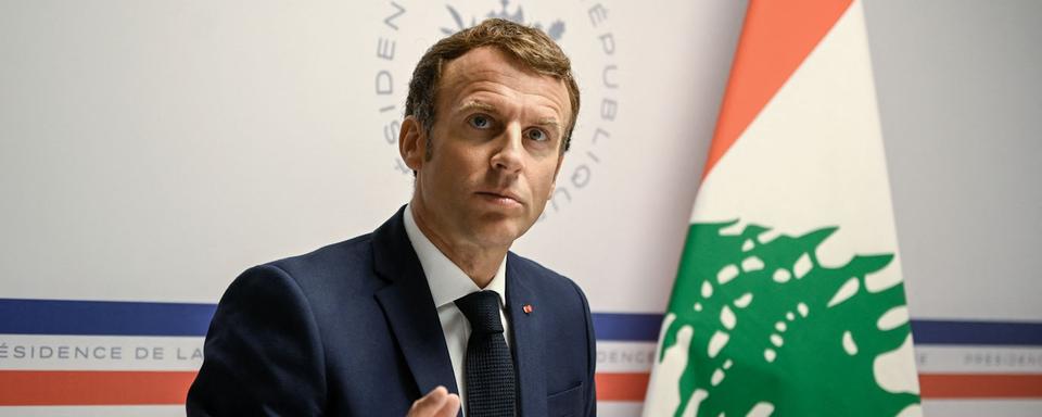 Emmanuel Macron lors de la visioconférence sur le Liban, 04.08.2021. [Pool/AFP - Christophe Simon]