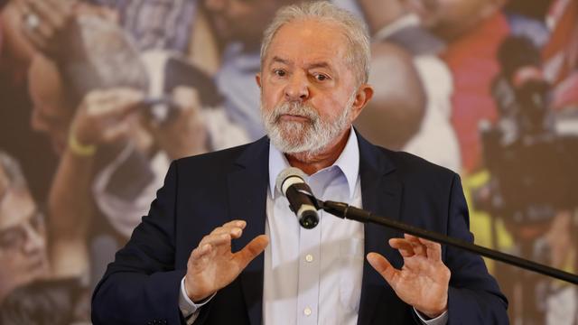 Après sa condamnation, Lula avait crié au complot politique pour l'empêcher de se présenter à la présidentielle de 2018, finalement remportée par Jair Bolsonaro. [Andre Penner]