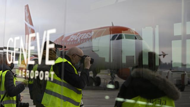 Nombre de passagers en hausse et déficit en baisse: les chiffres de l'Aéroport de Genève sont encourageants. [KEYSTONE - SALVATORE DI NOLFI]