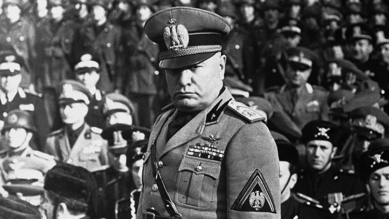 Benito Mussolini, le 17 février 1943. [AP Photo - Keystone]
