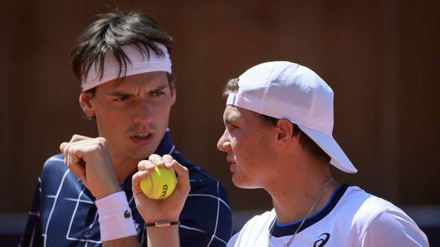 Complices l'an dernier lors de leur titre en double, Hüsler et Stricker seront cette année opposés en simple au 1er tour à Gstaad. [Anthony Anex]