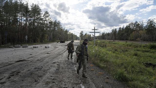 Ukraine: des nouvelles du front. [Keystone - AP Photo/Evgeniy Maloletka]