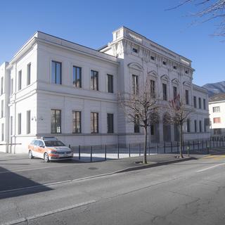 Le bâtiment du Tribunal pénal fédéral à Bellinzone. [Keystone - Pablo Gianinazzi]