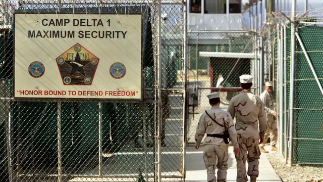 Plus de 700 personnes ont été détenues et torturées dans le prison de Guantanamo [AP Photo/ - Brennan Linsle]