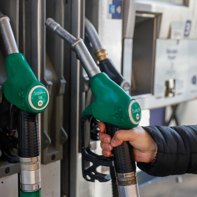 L'augmentation du prix des carburants pèse sur les entreprises de transports suisses [EPA - STEPHANIE LECOCQ]