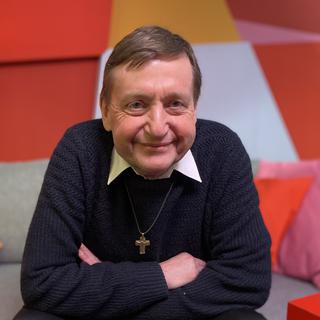 François-Xavier Amherdt, Prêtre du diocèse de Sion et professeur de théologie à l'Université de Fribourg. [RTS]