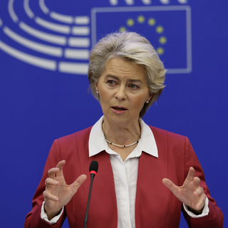 Ursula von der Leyen au Parlement européen à Strasbourg, 18.10.2022. [AP/Keystone - Jean-Francois Badias]