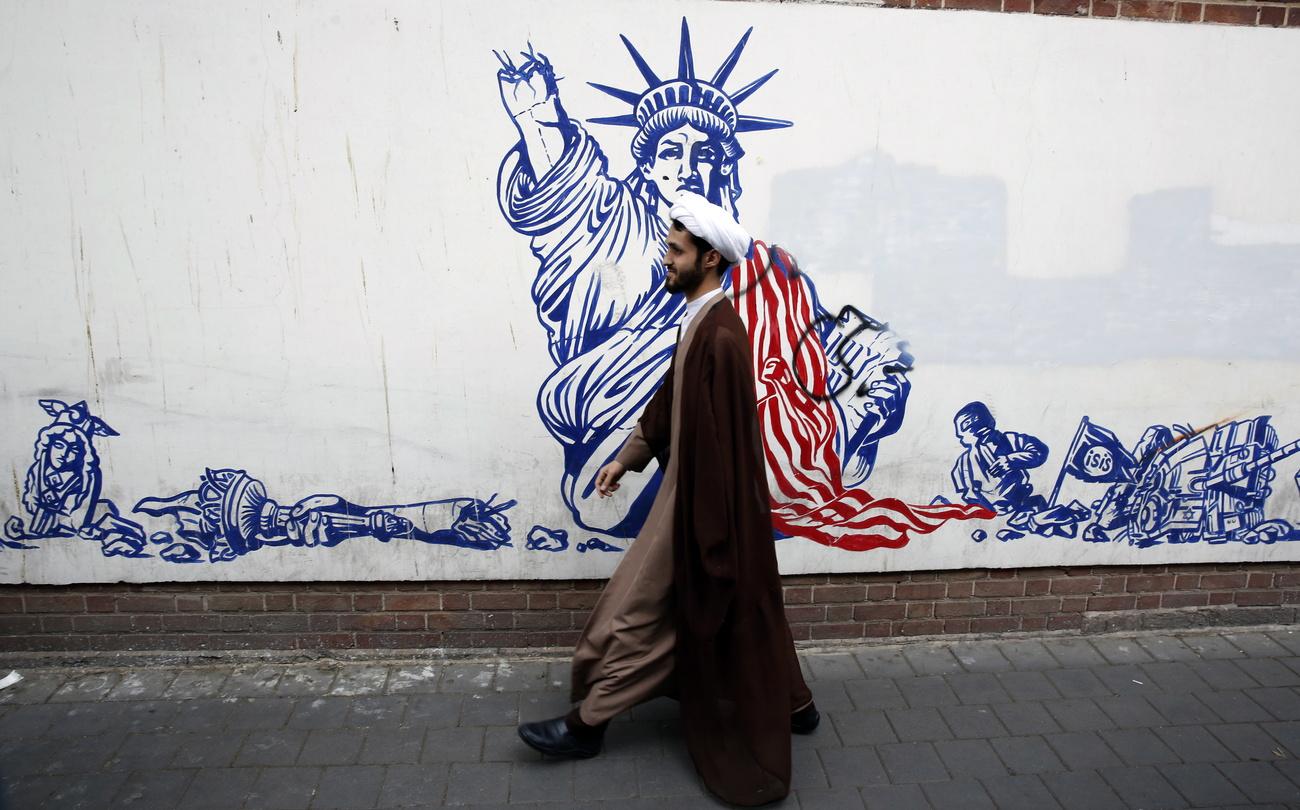 Une fresque murale anti-américaine à Téhéran. [EPA/Keystone - Abedin Taherkenareh]