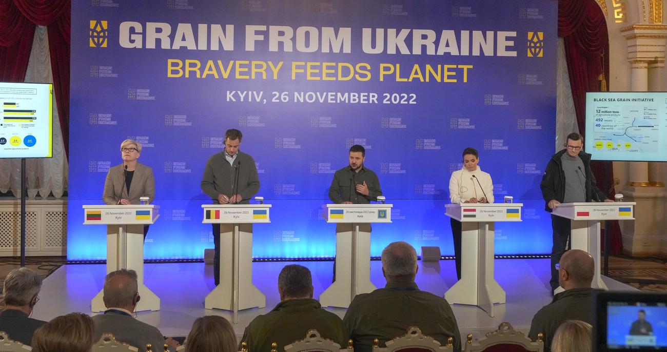 Plusieurs dirigeants européens ont fait le déplacement samedi à Kiev. [Keystone - AP Photo/Efrem Lukatsky]