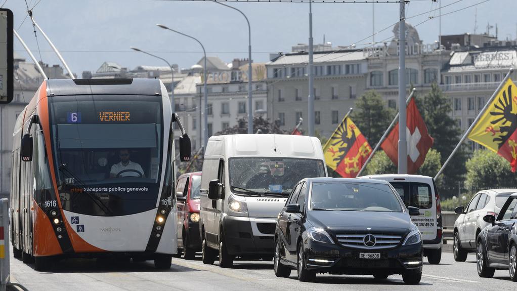 A Genève, une initiative réclame la gratuité des transports [Martial Trezzini]