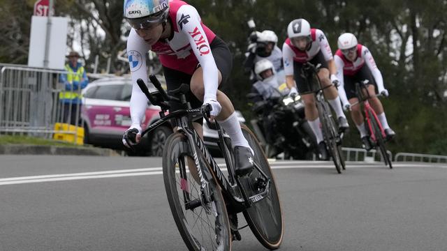 Les Suissesses Elise Chabbey, Marlen Reusser et Nicole Koller au championnat du monde de cyclisme sur route à Wollongong, Australie. [AP Photo/Keystone - Rick Rycroft]