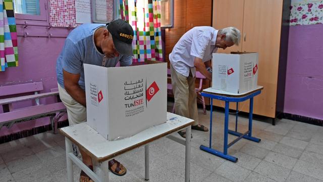 La Tunisie se prononce sur la Constitution de la discorde [AFP - Fethi Belaid]