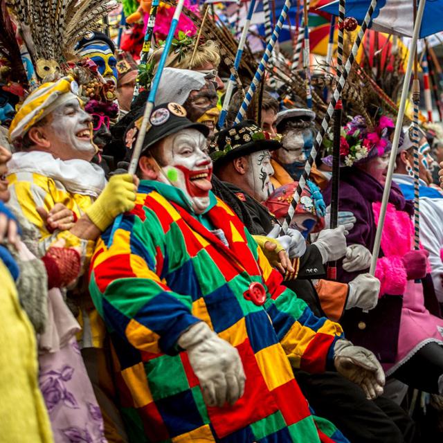 Des fêtards prennent part au carnaval de Dunkerque, dans le nord de la France, lors de l'édition de 2016. [AFP - Philippe Huguen]