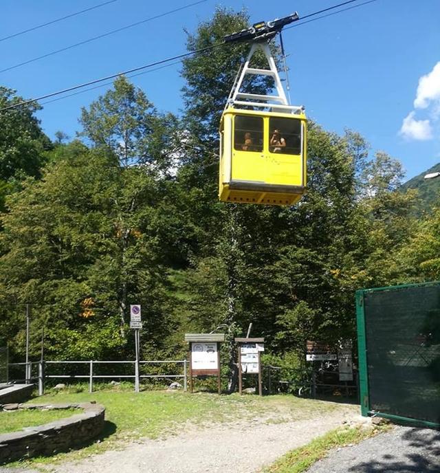 Cabine du téléphérique de Monteviasco en 2018. [CC-BY-SA - CamFerVa]