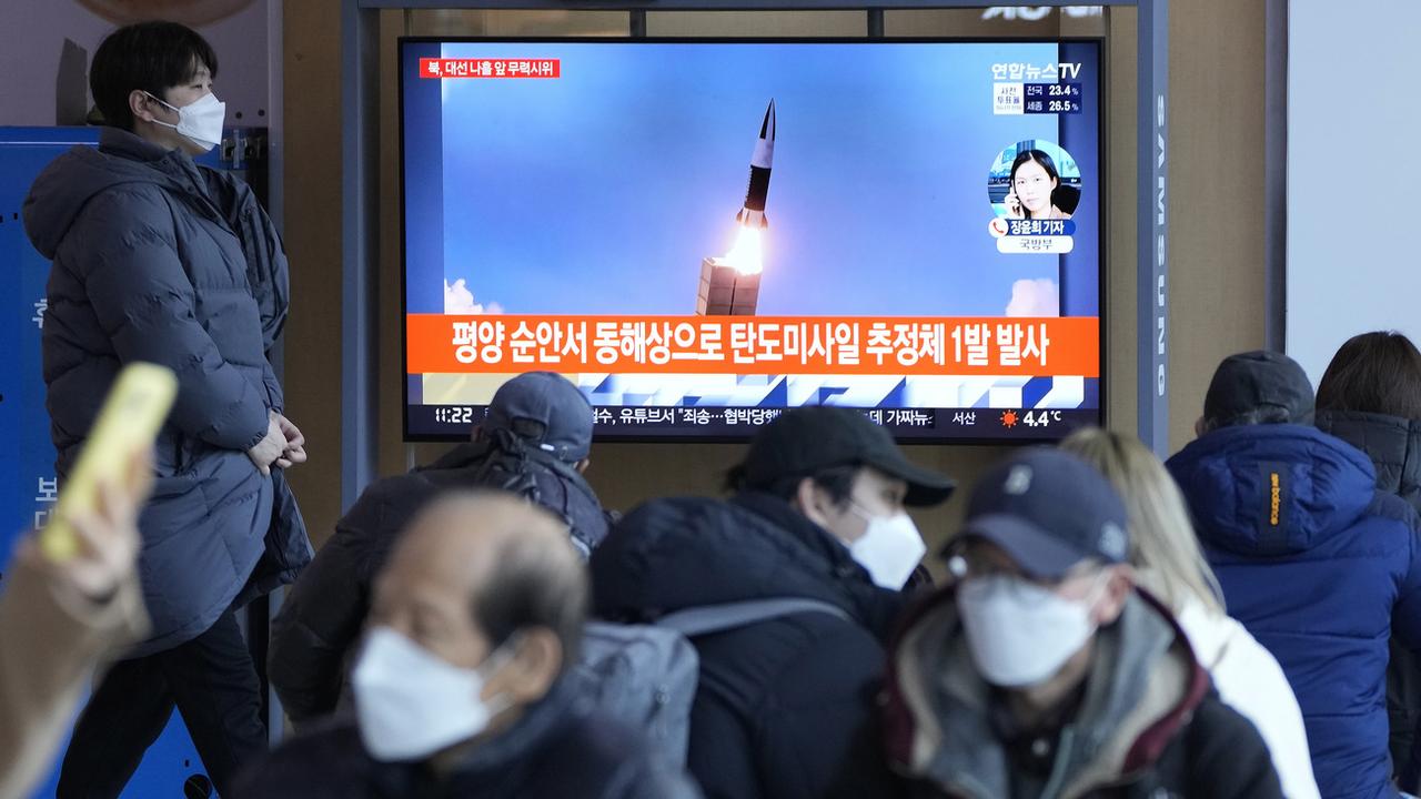 Un essai nucléaire vu depuis la Corée du Sud, le 5 mars 2022. [AP/Keystone - Ahn Young-Joon]