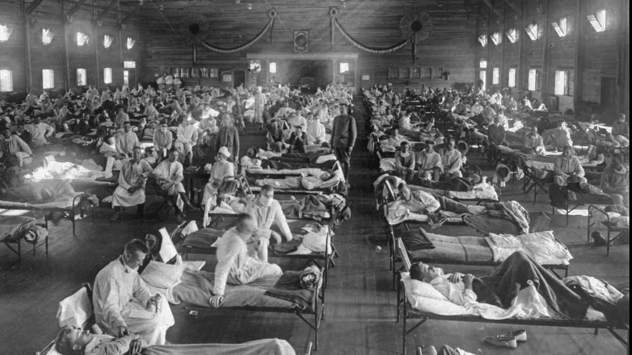 Des malades de la Grippe espagnole soignés dans un hôpital du Kansas, en 1918. [AP/Keystone - Musée national américain de la Santé]