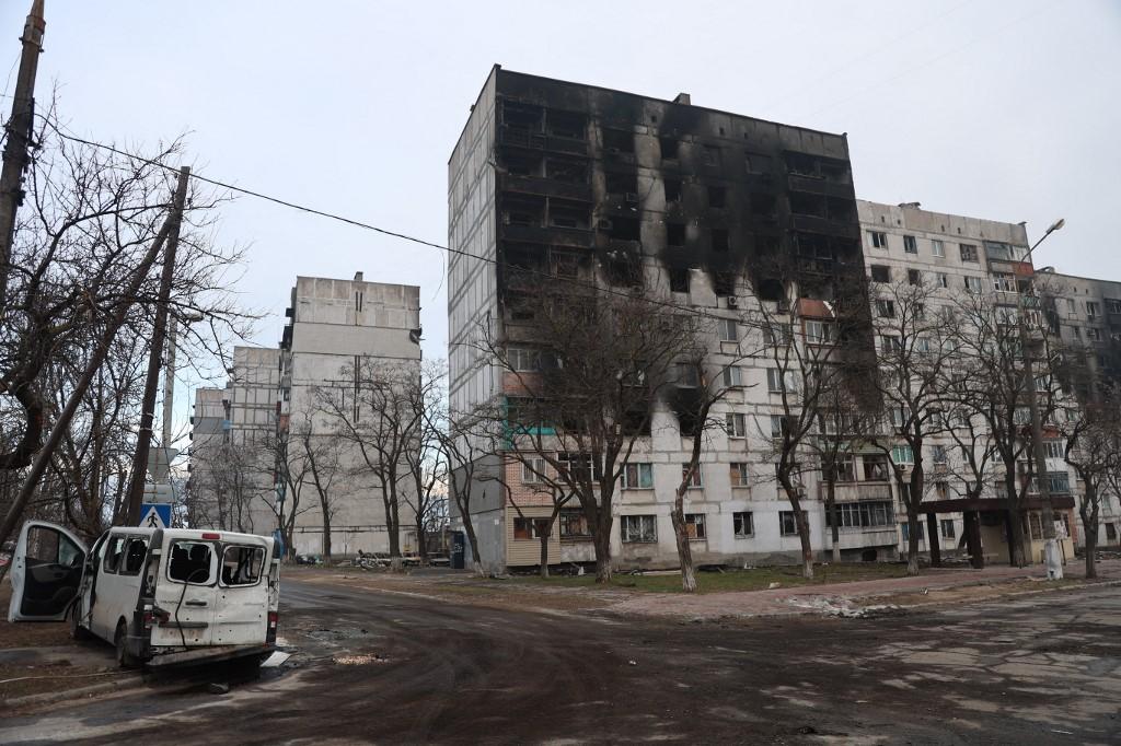 Marioupol est dévastée après un siège de plus d'un mois. [AFP - Leon Klein]