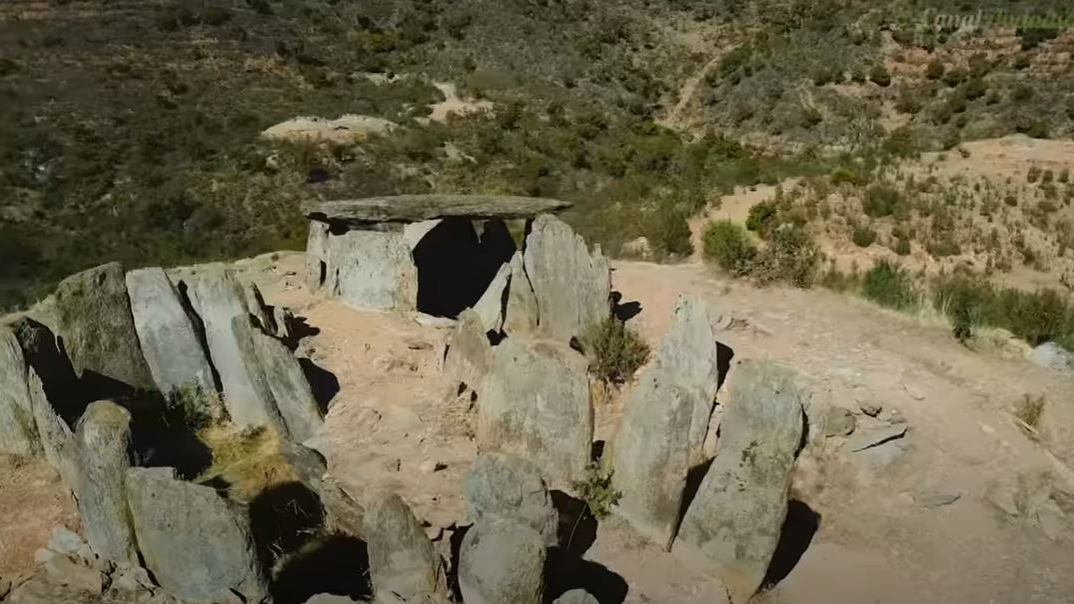 Le site archéologique se trouve sur un terrain de 600 hectares entre Ayamonte et Villablanca. [Youtube - Canal Sur Turismo]