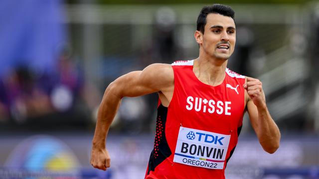 Julien Bonvin s'est qualifié au temps pour les demi-finales du 400m haies. [Keystone - Jean-Christophe Bott]