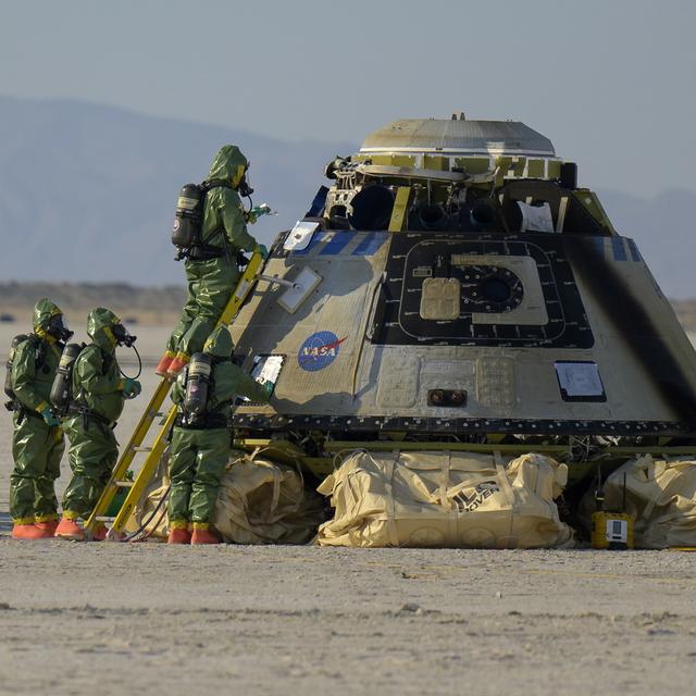 La capsule spatiale Starliner revient sur Terre après sa première mission d'essai à vide. [EPA/ Keystone - Bill Ingalls]