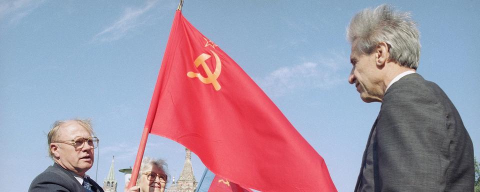 Cent ans après la fondation de l'URSS, les ex-républiques s'éloignent toujours plus de Moscou. [KEYSTONE - PETER DEJONG]