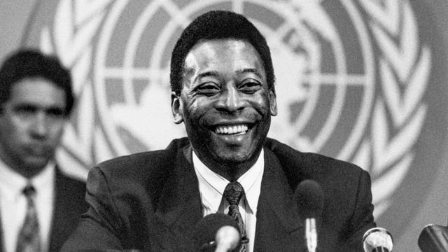 Pelé, icône mondiale du football, est décédé le 29 décembre 2022. [Str]