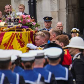 Le cercueil de la reine Elizabeth II. [Reuters/Keystone - Emilio Morenatti]