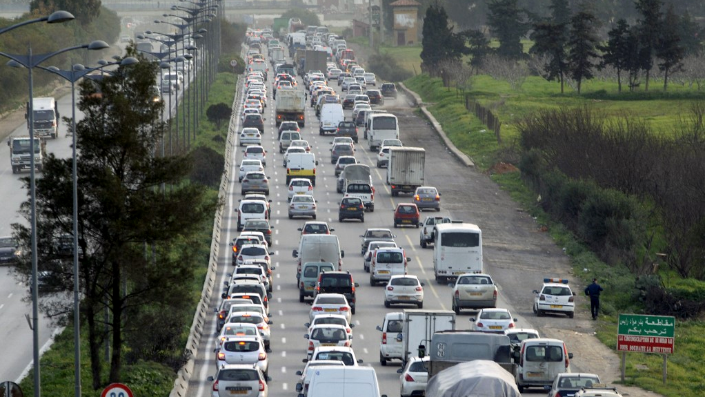 Le prix des voitures était devenu inaccessible pour une grande part de la population en Algérie. [AFP]