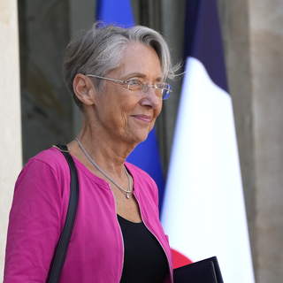 Elisabeth Borne devient la deuxième femme à la tête du gouvernement en France. [AP/Keystone - Francois Mori]