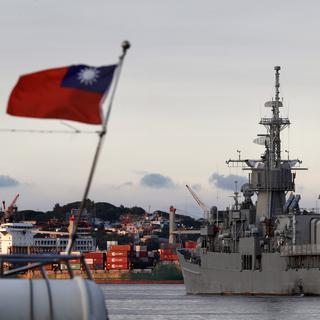 Un navire militaire dans le port de Taïwan. [Keystone/EPA - Ritchie B. Tongo]