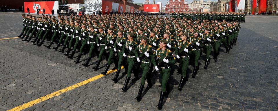 Soldats russes à la parade sur la Place rouge à Moscou, le 7 mai 2022, en préparation du défilé du 9 mai. [Reuters - Maxim Shemetov]