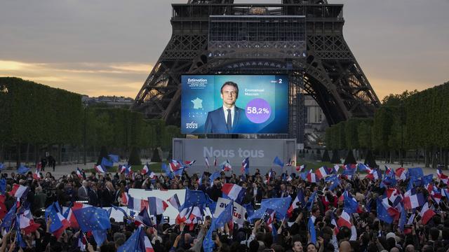 Emmanuel Macron réélu pour un deuxième mandat. [AP Photo/Keystone - Christophe Ena]