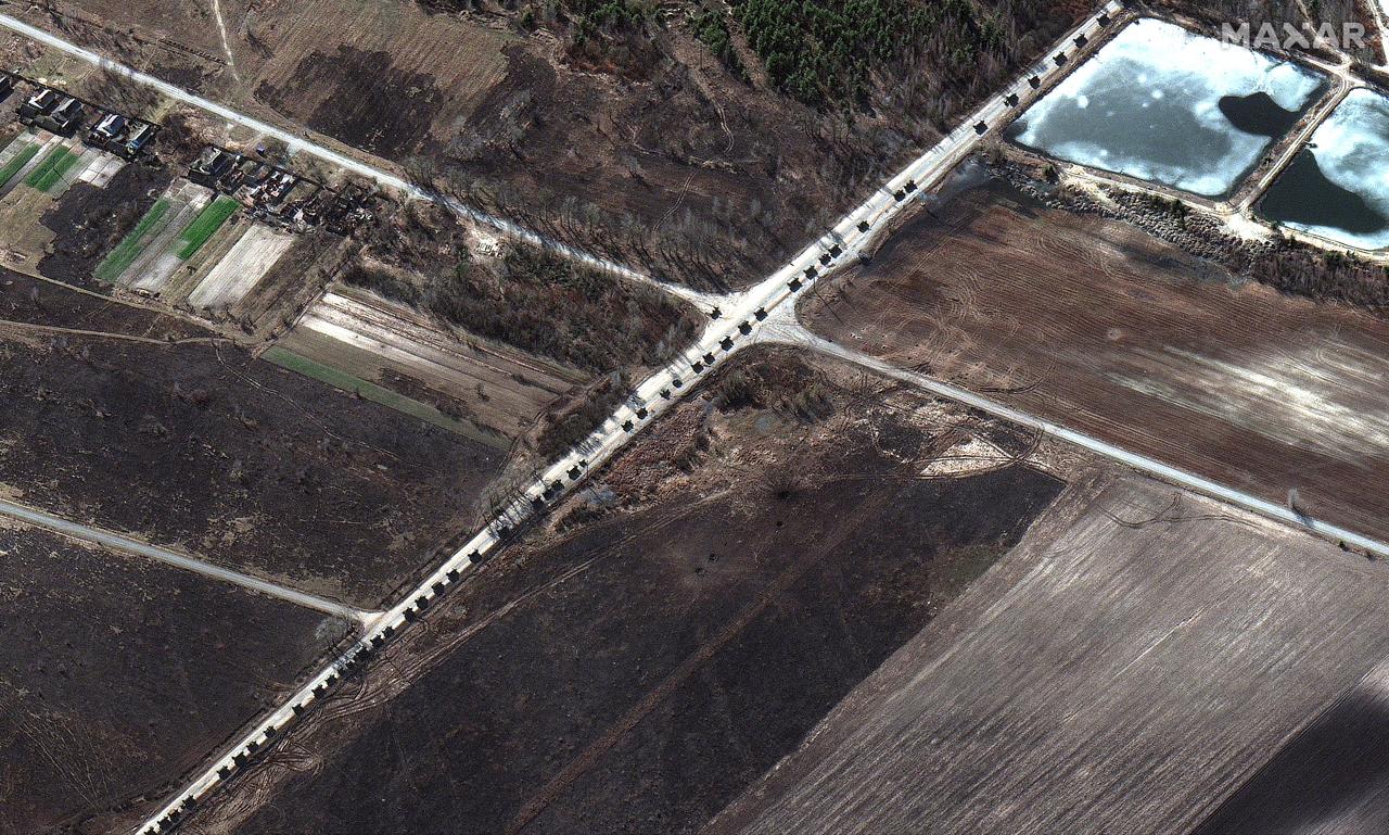 Des images satellites montrant un énorme convoi de l'armée russe dans les environs de Kiev, le 28 février 2022. [Reuters - Société Maxar]