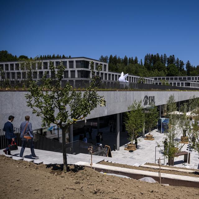 L'école hôtelière de Lausanne le jour de l'inauguration de son nouveau campus, le 8 juillet 2022. [Keystone - Jean-Christophe Bott]