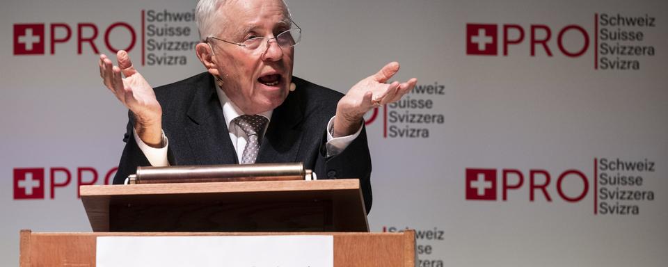 Christoph Blocher lors de la soirée de Pro Suisse à l'Albisgüetli de Zurich, 02.12.2022. [Keystone - Ennio Leanza]