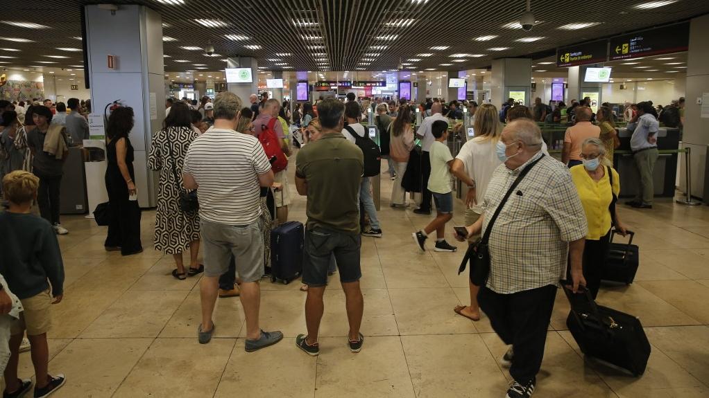 Près de 200 vols annulés en Espagne et au Portugal en raison de grèves [AFP - Senhan Bolelli]