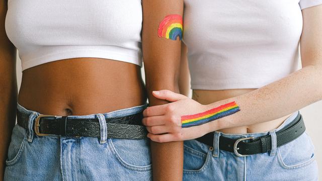 C'est comment à l'école, quand on est LGBT? [Pexels - Anna Shvets]