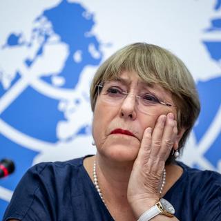 Michelle Bachelet devant la presse à Genève, 25.08.2022. [AFP - Fabrice Coffrini]