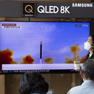 Un nouveau tir de missiles nord-coréens accroît les tensions internationales. [Keystone - EPA/Jeon Heon-Kyun]