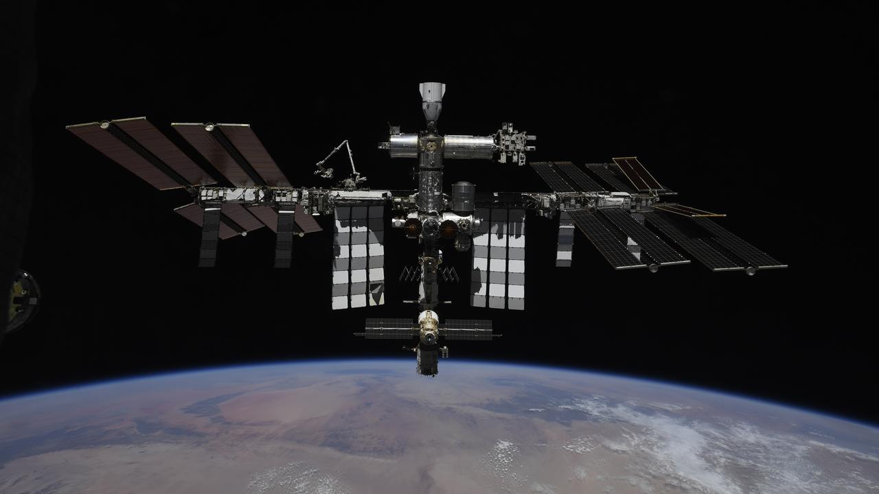 La Station Spatiale Internationale (ISS) vue depuis le vaisseau Soyuz-MS18, le 28 septembre 2021. [ESA - Roscosmos]