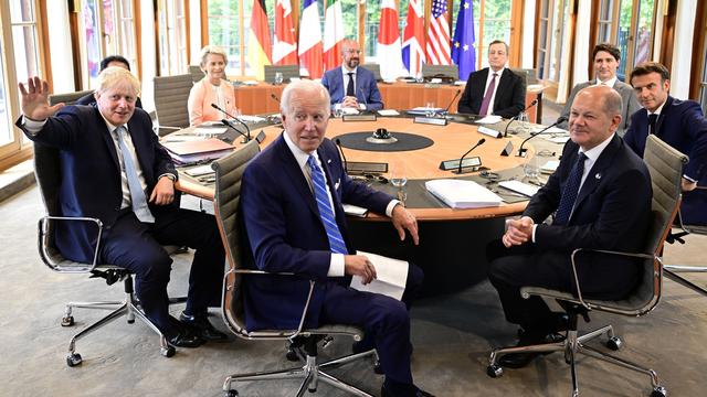 Les dirigeants du G7 et les dirigeants de l'Union européenne réunis en Allemagne. [Keystone - John MacDougall/Pool Photo via AP]