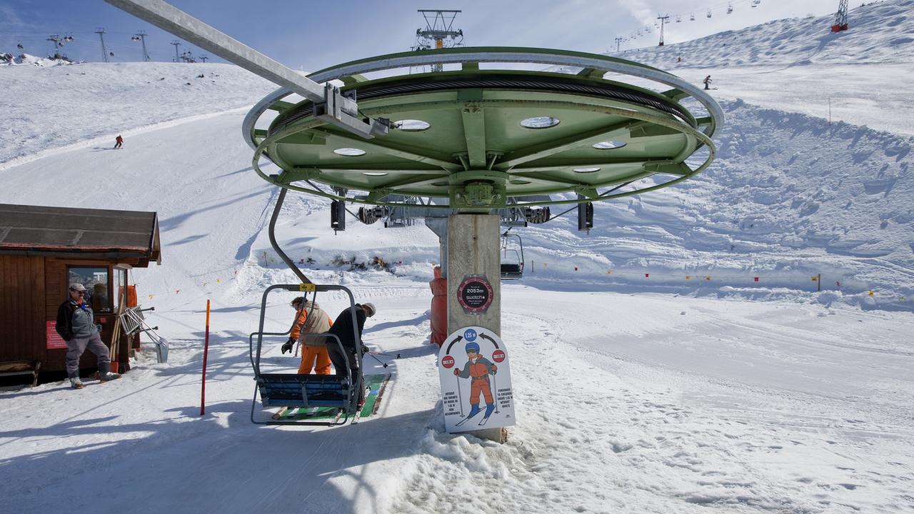 Christophe Darbellay se dit inquiet pour les stations de ski en raison du risque de pénurie d'énergie. [Keystone - Gaëtan Bally]