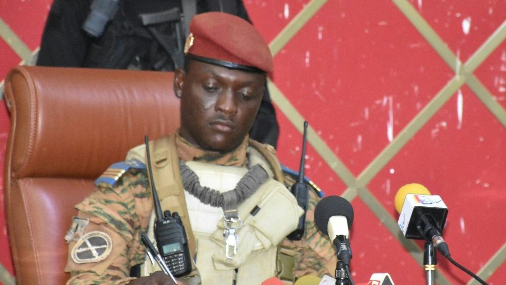 Le putschiste Ibrahim Traoré a été désigné, à 34 ans, président de transition au Burkina Faso. [AFP]