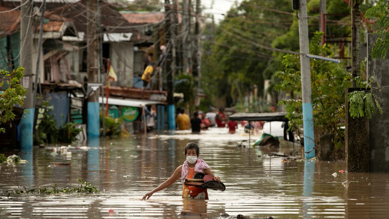 La population de la province de Bulacain, sur l'île de Luçon (nord), a durement été touchée par le typhon Noru. [REUTERS - Eloisa Lopez]