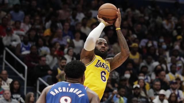 LeBron James en est désormais à 36'947 points en saison régulière. [/Luis M. Alvarez]