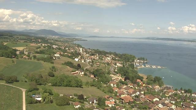 Le canton de Neuchâtel et son lac. [RTS]